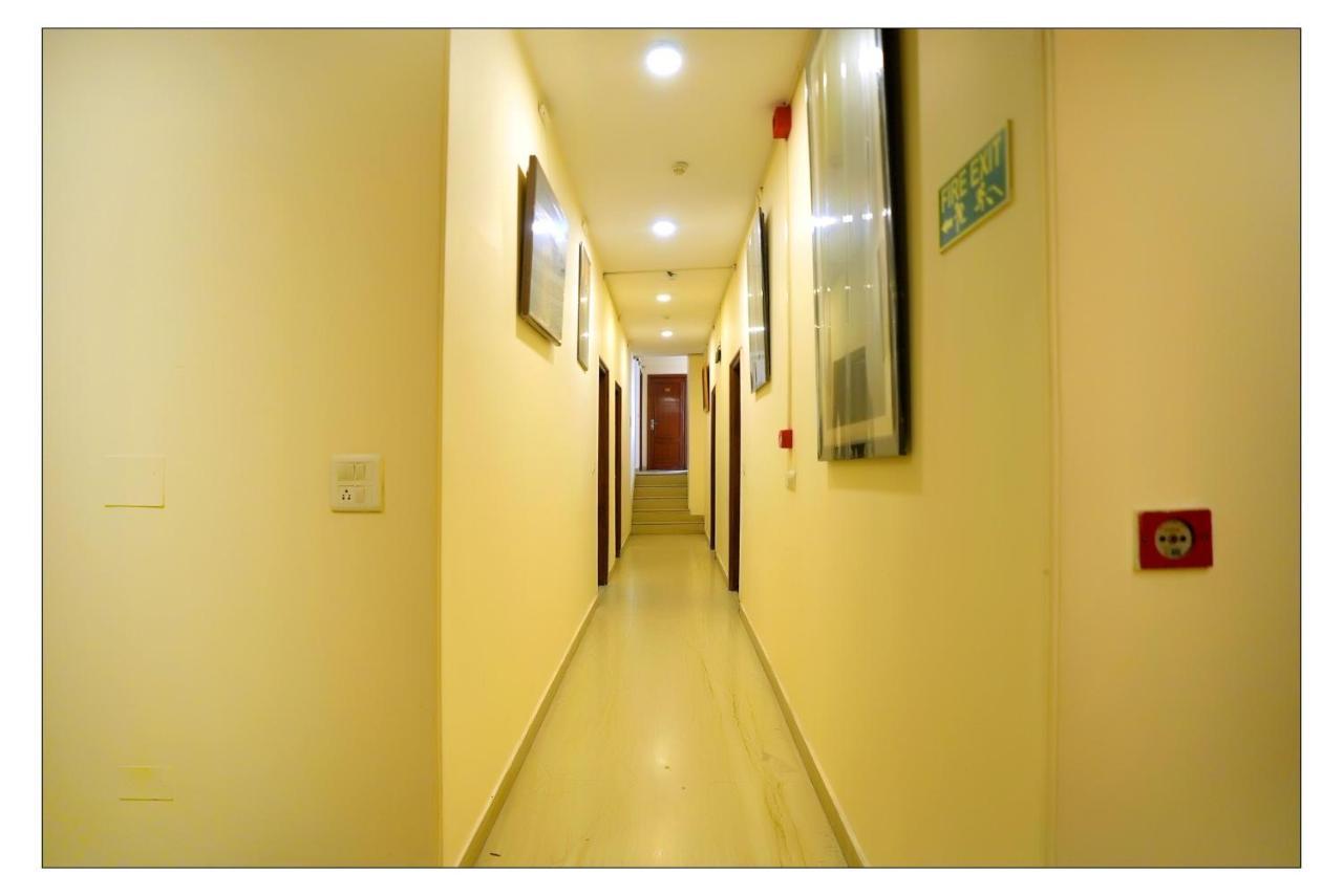 Hotel Oscar - Hauz Khas New Delhi Exterior photo